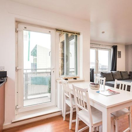Modern Spacious 3 Bedroom City Centre Apartment - Free Parking - Private Balcony Edynburg Zewnętrze zdjęcie