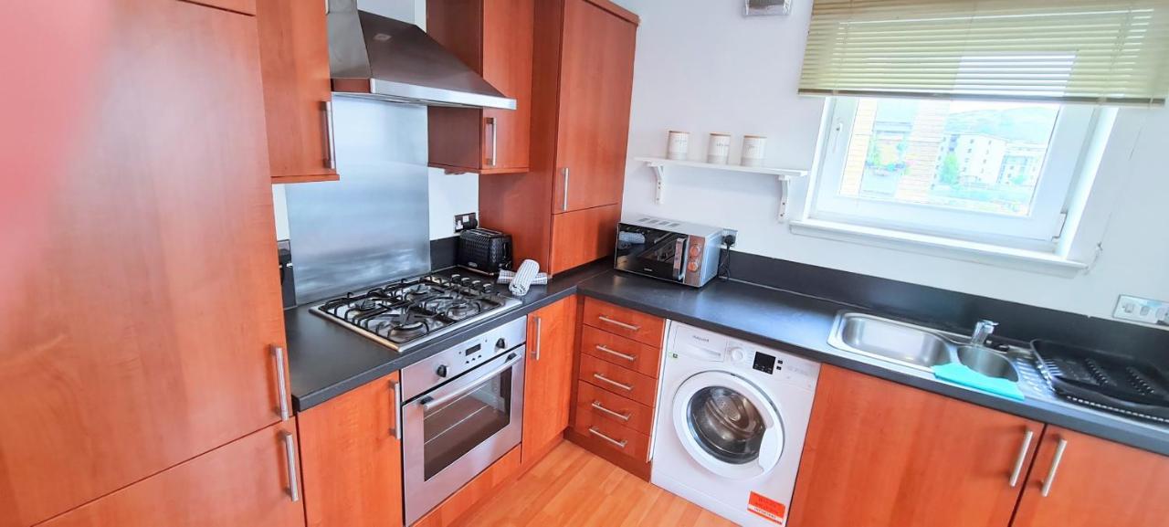 Modern Spacious 3 Bedroom City Centre Apartment - Free Parking - Private Balcony Edynburg Zewnętrze zdjęcie