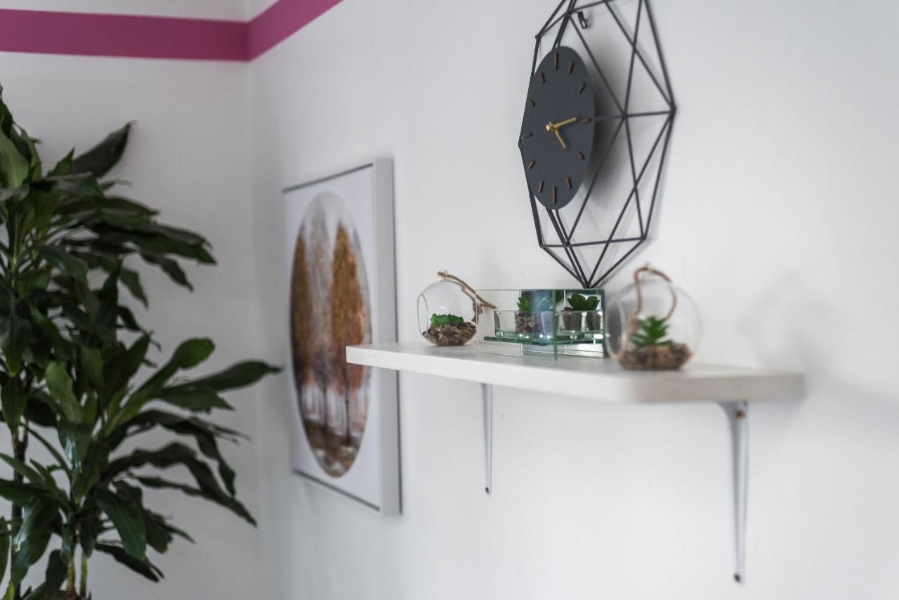 Modern Spacious 3 Bedroom City Centre Apartment - Free Parking - Private Balcony Edynburg Zewnętrze zdjęcie